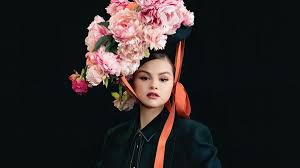 Paroles des albums de selena gomez. L Album Espagnol De Selena Gomez Sortira Le 12 Mars Incluant Une Collaboration Avec Myke Towers