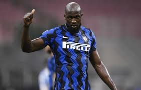 L'arbitro valeri ha ammonito entrambi (cartellino particolarmente. Lukaku Breaks Ronaldo Inter Milan Record