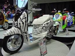 Jul 23, 2021 · honda scoopy doraemon. Modifikasi Scoopy Dari Motor Show 2011 Thailand Mercon Motor