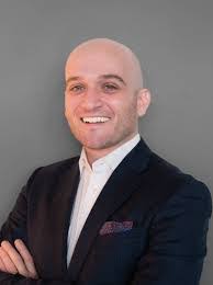 Ross Zuckerman's Instagram, Twitter & Facebook