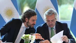 El jefe de gabinete, santiago cafiero, reafirmó que el presupuesto 2021, que se convertirá en ley el próximo martes en la cámara de diputados, no es de ajuste. Argentina Begins To Reopen The Big Cities