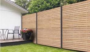 Holz Sichtschutzzaune Gunstig Online Kaufen Meingartenversand De In 2020 Mit Bildern Steckzaun Sichtschutzzaun Garten Zaun Garten