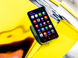 There are hundreds of reviews over the last 3 days about the update causing this issue yet i have had to uninstall it from my phone and now can only using facebook on a real computer. How To Find Post Drafts In The Facebook App On Android