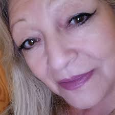 Hola ❤️ 👋 amor ❤️ sos muy bella amor me gustas mucho te mando un 😘 💋