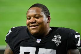 The 15 biggest NFL players in history: Who is the heaviest?