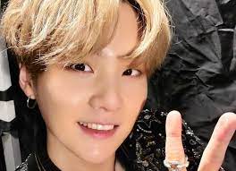 In addition to performing intros for bts, suga released two solo tracks under the. Did Suga Leave Bts Fans Of The Group Would Be Seriously Heart Broken