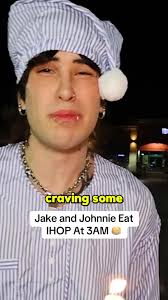 Jake and Johnnie Core Eating