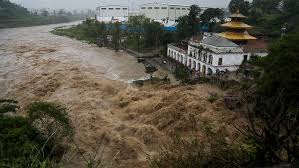 Mt. Everest trekkers rescued after ...