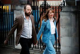 She was born in eastbourne, sussex, and grew up in oxfordshire. Theresa May S Top Aides Quit Under Pressure From U K Cabinet The New York Times