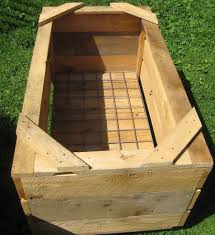 As our rabbit showed us, there is no one hay rack that will meet the needs of every rabbit. Diy Hay Rack Quails All Seasons Quail Feeder Pondokburukpakcik