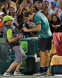 Masters 1000 miami, il tabellone e gli avversari degli italiani💖 please subscribe: Roger Federer Vainqueur Du Master 1000 Miami 2 Avril 2017 Vs Rafael Nadal 6 3 6 4 Roger Federer Tennis Players Roger Federrer