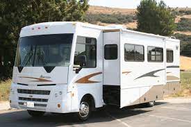 Whether hydraulic or electric, your slide out compartment will require power from the rv battery. Hydraulic And Mechanical Rv Slide Out Operation And Troubleshooting