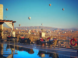 My visit to kayakapi premium cave was a very different experience of all hotel i have ever visit, i call it a 5 star luxury cave hotel, wonderful mountain view of the city, all type of western and. Dunyanin En Luks Oteli Kayakapi Premium Caves Cappadocia