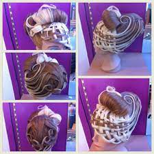 Chignon Artistique Blond Et Blanc Bridal Headpiece Vintage Hair Designs Beautiful Hair