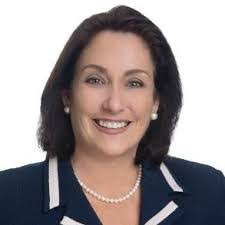 Janet Lavelle's Instagram, Twitter & Facebook