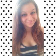 Danielle Petrucci (@euphoric_veins)