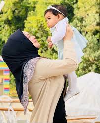 Penyanyi asal malaysia, siti nurhaliza yang kini disapa dato' siti nurhaliza meluncurkan album solo terbarunya yang berjudul fragmen, di artotel Anda Follower Ig Siti Aafiyah Siti Nurhaliza Dedah Aafiyah Tiada Akaun Instagram Tempatan Hiburan Trending Cari Infonet