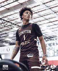 7 028 tykkäystä · 1 074 puhuu tästä. Mikey Williams In 2021 Basketball Game Outfit Nba Fashion Cute Lightskinned Boys
