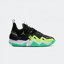 Russell westbrook plays as guard for in the nba. Russell Westbrook Oudh