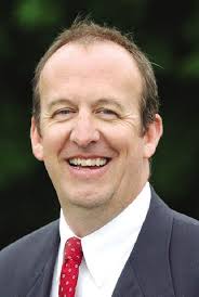 Lyons retains state education position