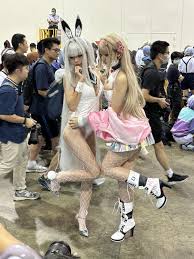 香港動漫展太情色？攝影師驚見女Coser沒穿內褲上陣「祕密森林」洩春光| FTNN 新聞網