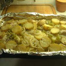 I use the basic recipe but add augratin potatoes mix to the soup.line the pan with a layer of chops,potatoes,onion,celery add the augratin potatoes mix to the cream of mushroom soup.add a liberal coating of salt pepper.tony chacharies cajun spice. Pork Chops Baked With Cream Of Mushroom Soup Recipe Delishably