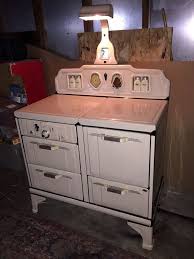 Units available are demo floor models and have been previously used. Okeefe Merritt Pre War 1930s Original Gas Stove Vintage Kitchen Vintage Appliances Gas Stove