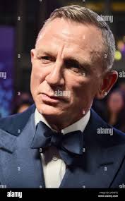 Daniel craig Banque de photographies et d'images à haute résolution