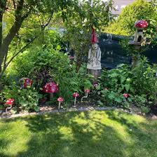 Die insekten gelten schließlich als aggressiv und stechlustig. 45307 Essen Garten Kuhnhaus Offene Gartenpforte Garten I Gartenmessen