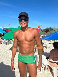 Fotos de Felipe Maia - o Uber Gato nu e o pênis pronto para tudo