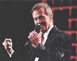 Storied performer Pat Boone wows Sun City audience | My Sunday News