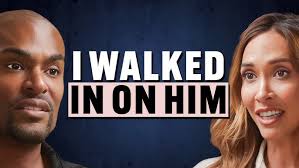 Neneh Cherry presented with Icon Award by daughter Mabel at the BandLab NME  Awards 2022