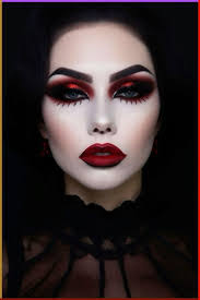 Desiree Bacon's Instagram, Twitter & Facebook