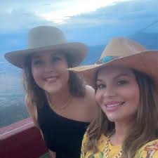 What are some unique birthday ideas for a husband in Broken Bow, Oklahoma?