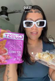 Quest protien tortilla chips are AMAZING ! Super tasty & 19g of protien 👏  #gymtok #protiensnacks #trackyourmacros #questchips #spicysnacks #gymlife