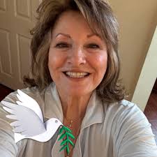 Girl with the gun. 1976