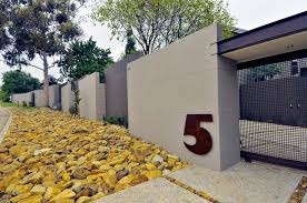 Modern Boundary Wall Designs With Gate Home Design Ideas Municipal approved plans are various styles of walls can be build for example tuscan, victorian, spanish or any other modern design. modern boundary wall designs with gate