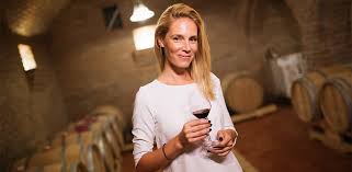 A man cheated on his wife and brought his beloved girlfriend. How To Get A Single Milf Without Much Effort In 2021 A Guide For Men