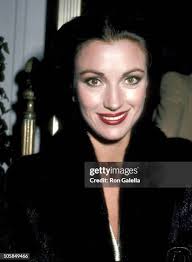 71 Jane Larson Photos & High Res Pictures