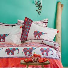 Gune Etnik Desenler Icinde Baslayin Nevresim Takimi Yatak Odasi Gardirop Duvet