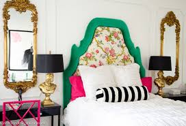 Black And Green Bedroom Decor How To Hide A Flat Screen Tv With Artwork Pink Girl Room Decor Pink Living Room Striped Room