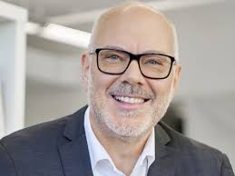 Realscreen » Liza Abbott