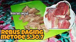 Daging yang masih setengah beku lebih mudah diiris tipis, lho. Cara Merebus Daging Biar Cepat Empuk Dengan Metode 5 30 7 Hemat Waktu Hemat Gas Dan Cepat Empuk Youtube