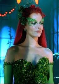 Poison ivy trat als eine der hauptfiguren in dem 1997 veröffentlichten kinofilm batman & robin von joel schumacher auf, in dem sie von der schauspielerin uma thurman verkörpert wurde. Uma Thurman Poison Ivy Batman Famousfix Com Post