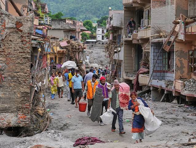 Death toll in Nepal floods climbs to 734; over 2,498 remain missing