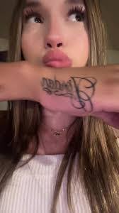 Jordan Lindstrom's Instagram, Twitter & Facebook