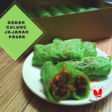 Mulanya, kue satu ini hanya dikonsumsi oleh bangsa belanda. Jual Dadar Gulung 15 Pcs Terbaru Juni 2021 Blibli