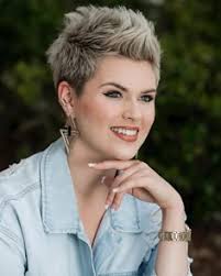 32 Short hair styles pixie ideas to save today