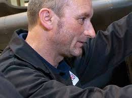 New Chief of Defence Materiel makes offer to DE&S