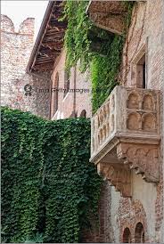 Juliet S Balcony Casa Di Giulietta Verona Italy Wonders Of The World Most Beautiful Places Beautiful Places
